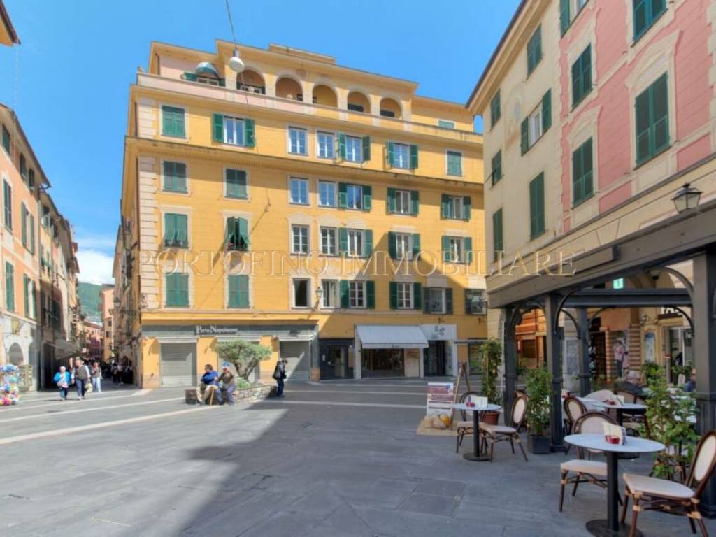 Appartamento a Rapallo in Piazza Camillo Benso di Cavour - Foto 3