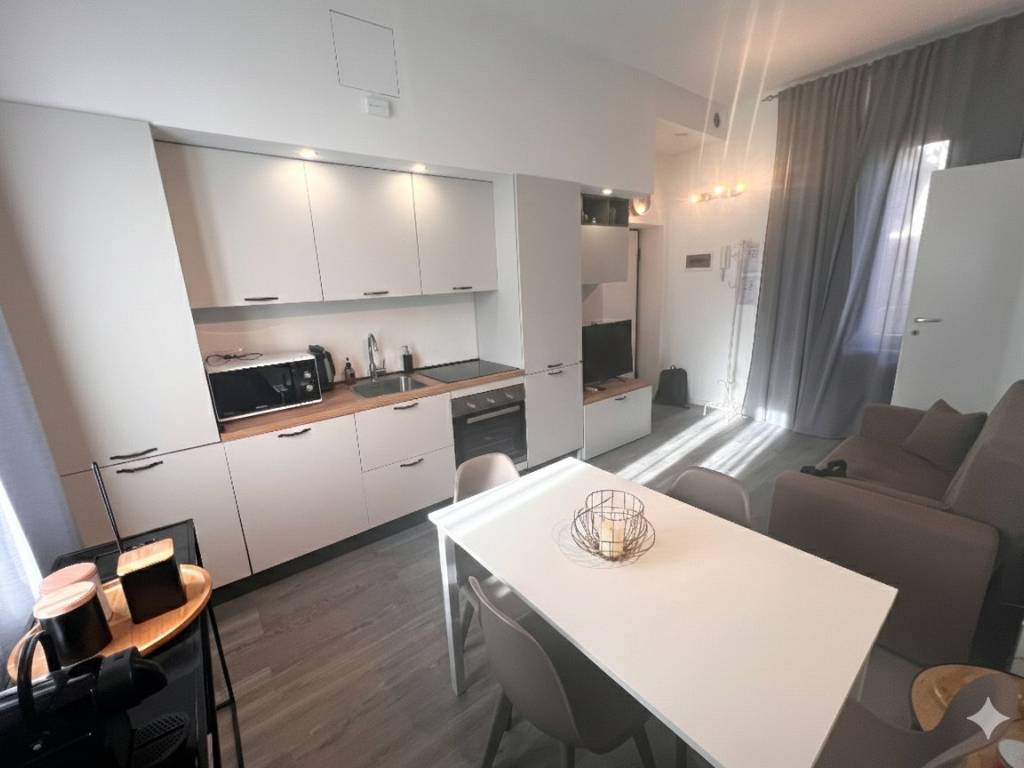 Appartamento a Como in Via Bellinzona, 178 - Foto 4