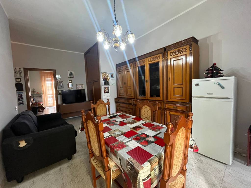 Appartamento a Grugliasco in via Lamarmora, 154 - Foto 2