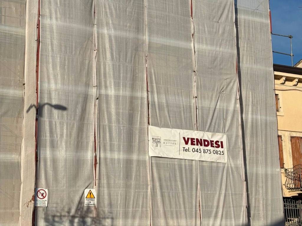 Appartamento a San giovanni lupatoto in Piazza Alcide De Gasperi - Foto 5