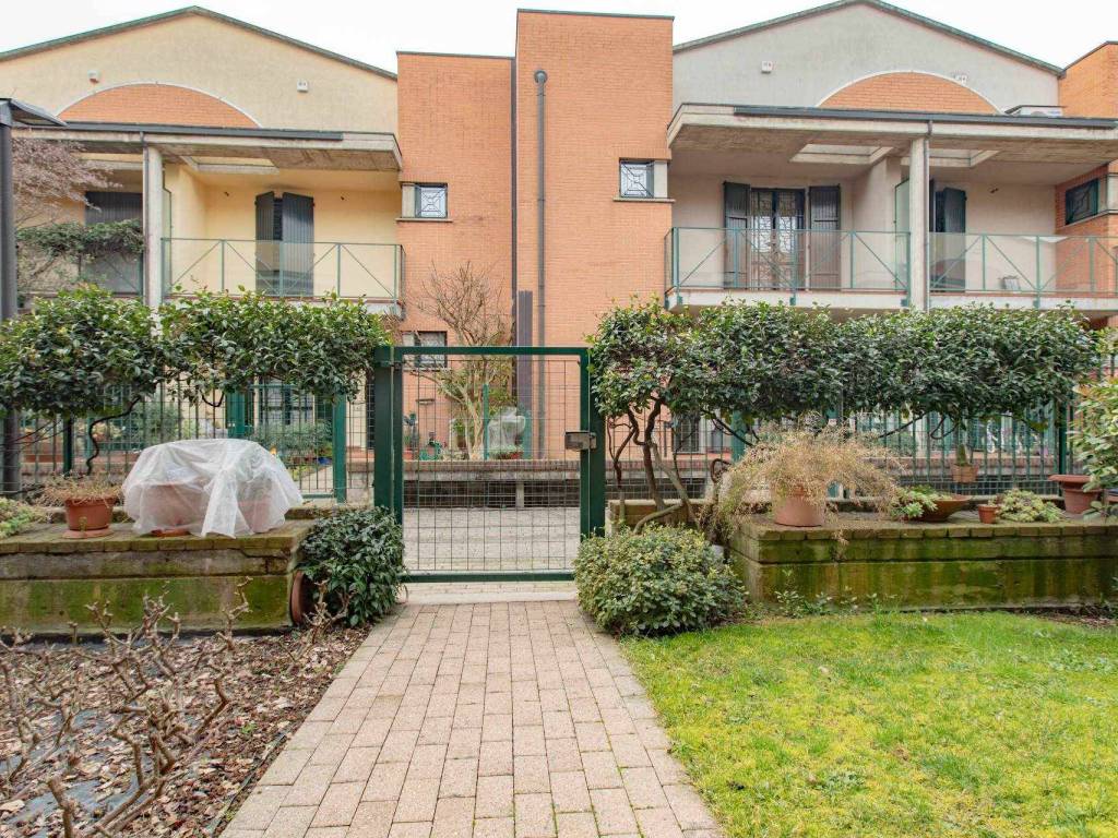 Villetta a schiera a Cinisello balsamo in VIA SETTEMBRINI , 20 - Foto 4