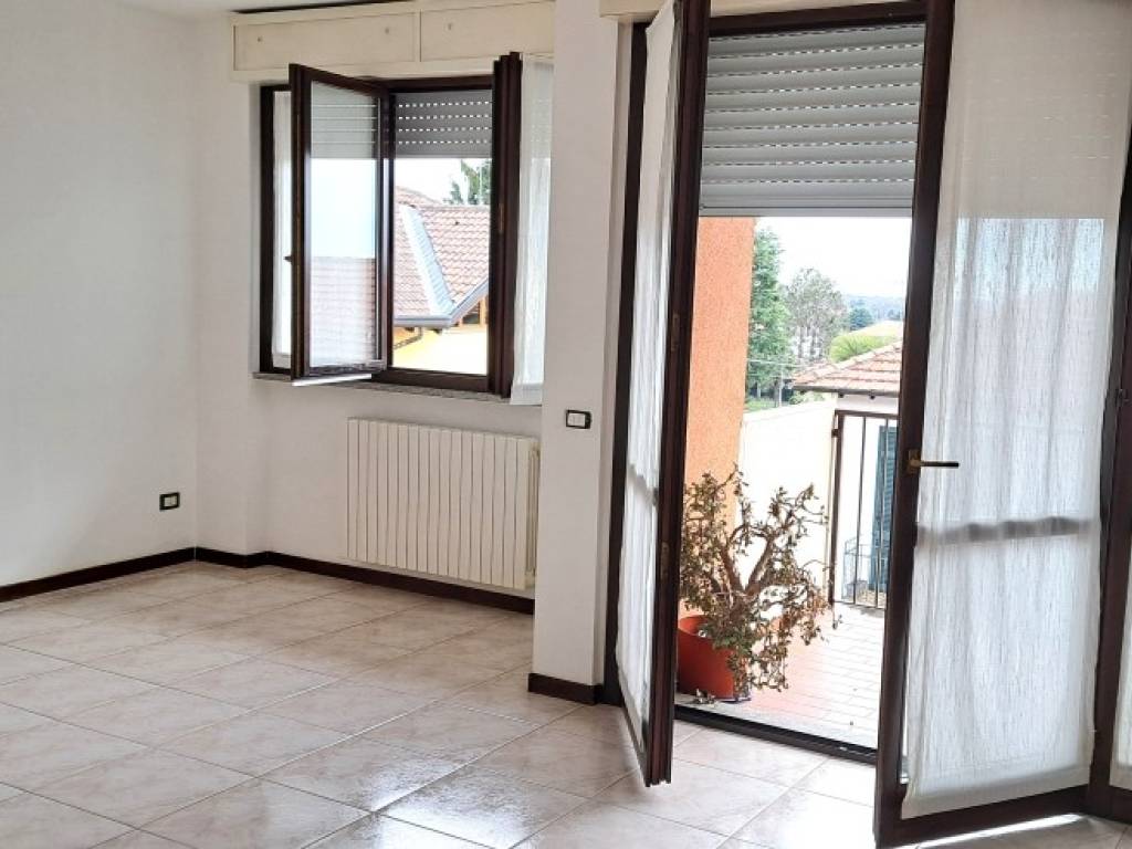 Appartamento a Appiano gentile in Via Mercato, 7 - Foto 3
