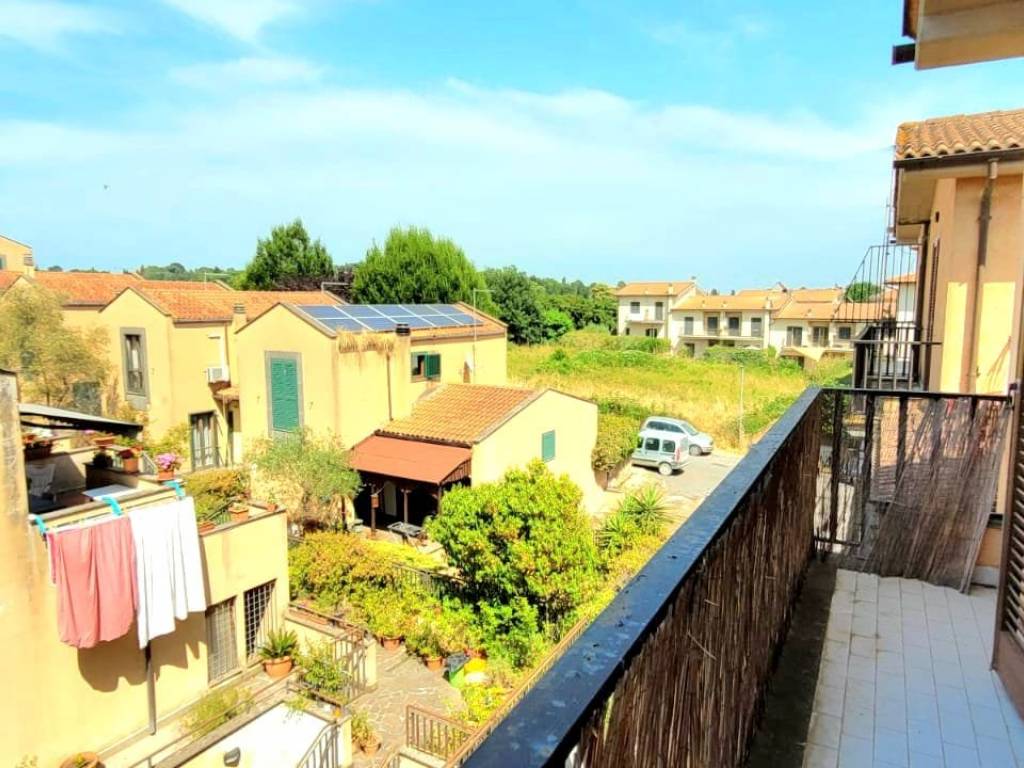 Appartamento a Sutri in Via delle Colombe, 21 - Foto 2