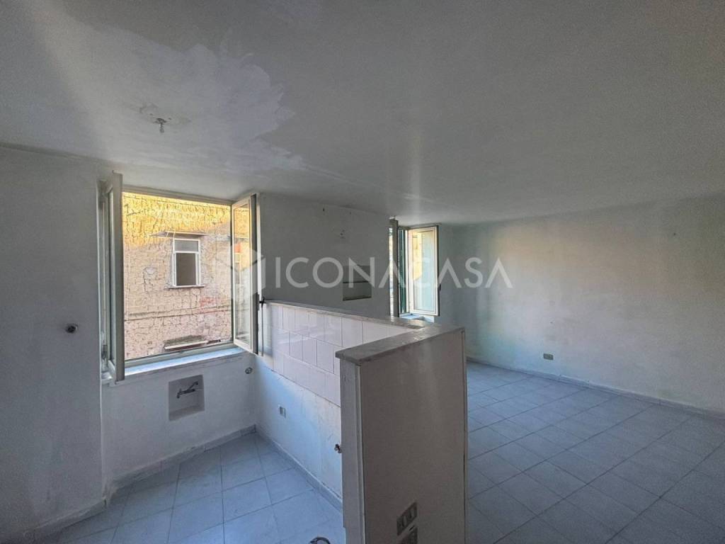 Appartamento a Napoli in Via Cumana, 14 - Foto 2