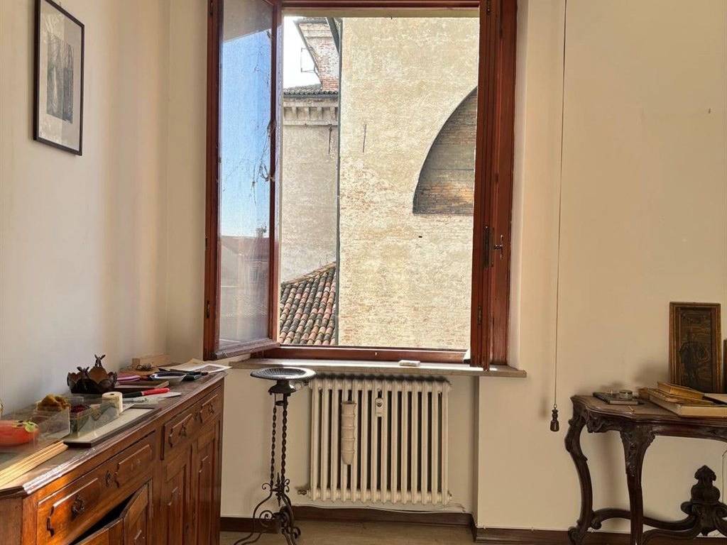 Appartamento a Mantova in Via Alberto Mario - Foto 2