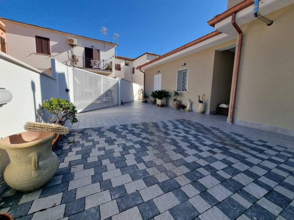 Villa a Ardea in Viale San Lorenzo - Foto 3