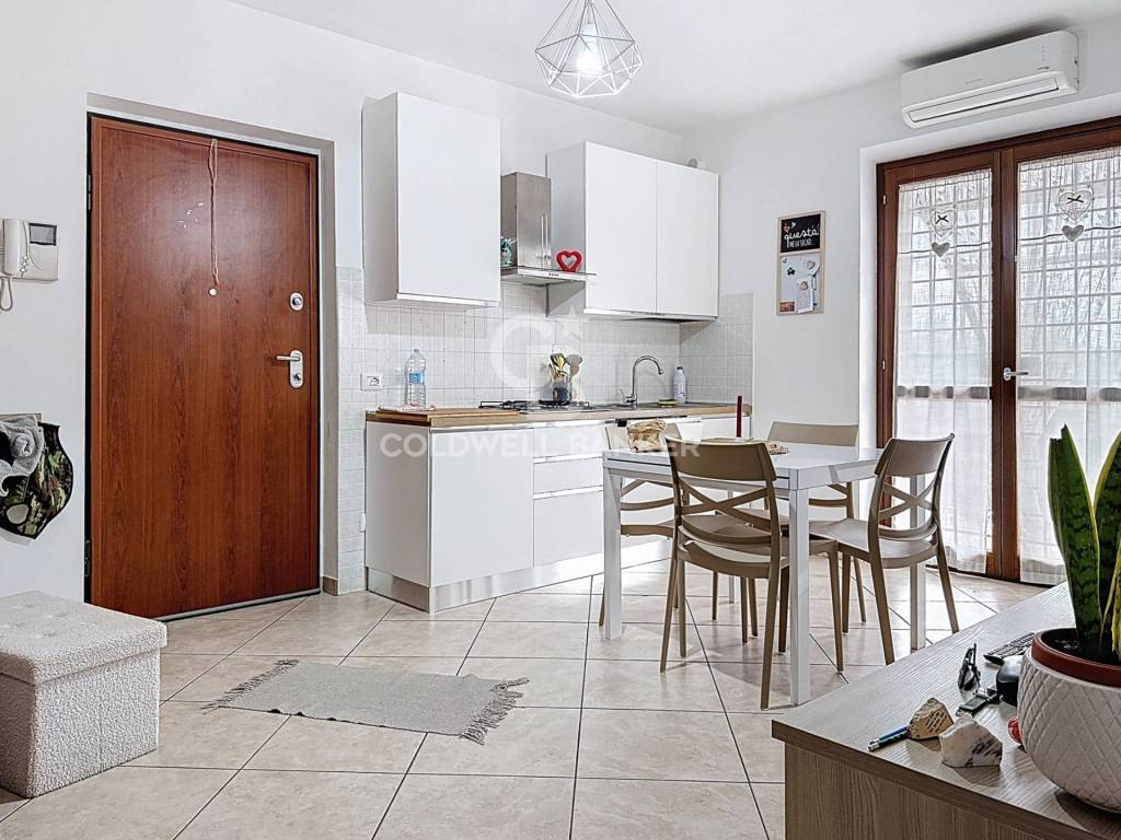 Appartamento a Monterotondo in Via Isonzo - Foto 3