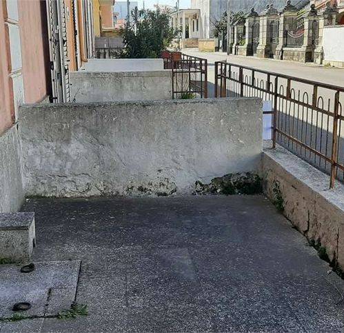 Villa a Andrano in Via Provinciale 51 - Foto 3