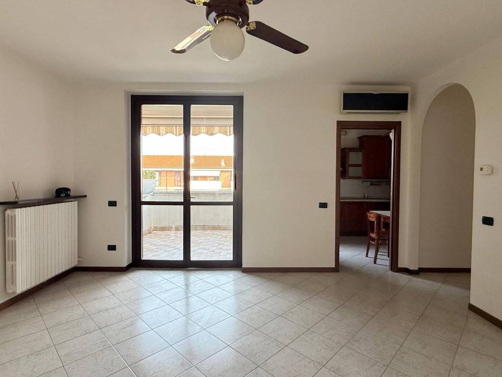 Appartamento a Agrate brianza in Via Padre Clemente Vismara, 55 - Foto 4