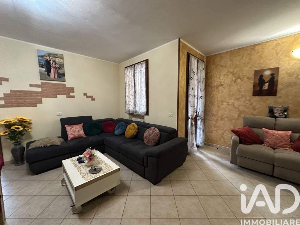 Appartamento a Rolo in Via XXV Aprile, 17 - Foto 5