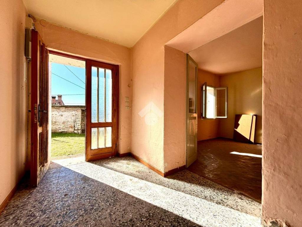 Casa indipendente a Valdobbiadene in Via Santa Lucia, 11 - Foto 4