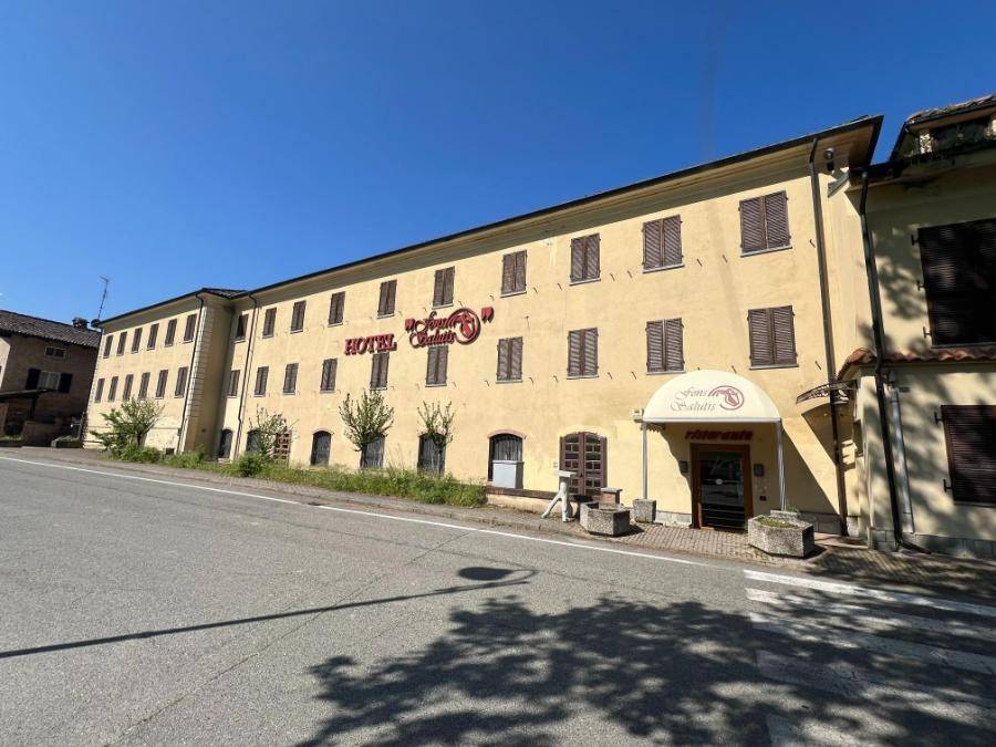 Palazzo / stabile a Agliano terme in Via alle Fontane, 133 - Foto 3