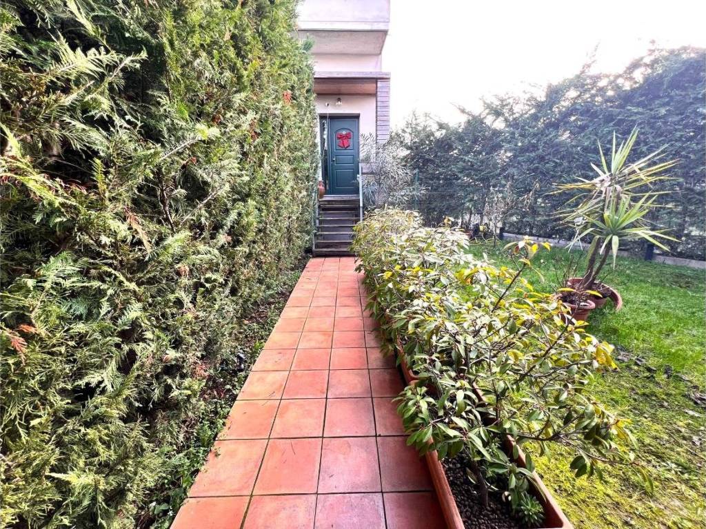 Appartamento a Castel san pietro terme in Via Flavio Gioia, 6 - Foto 2