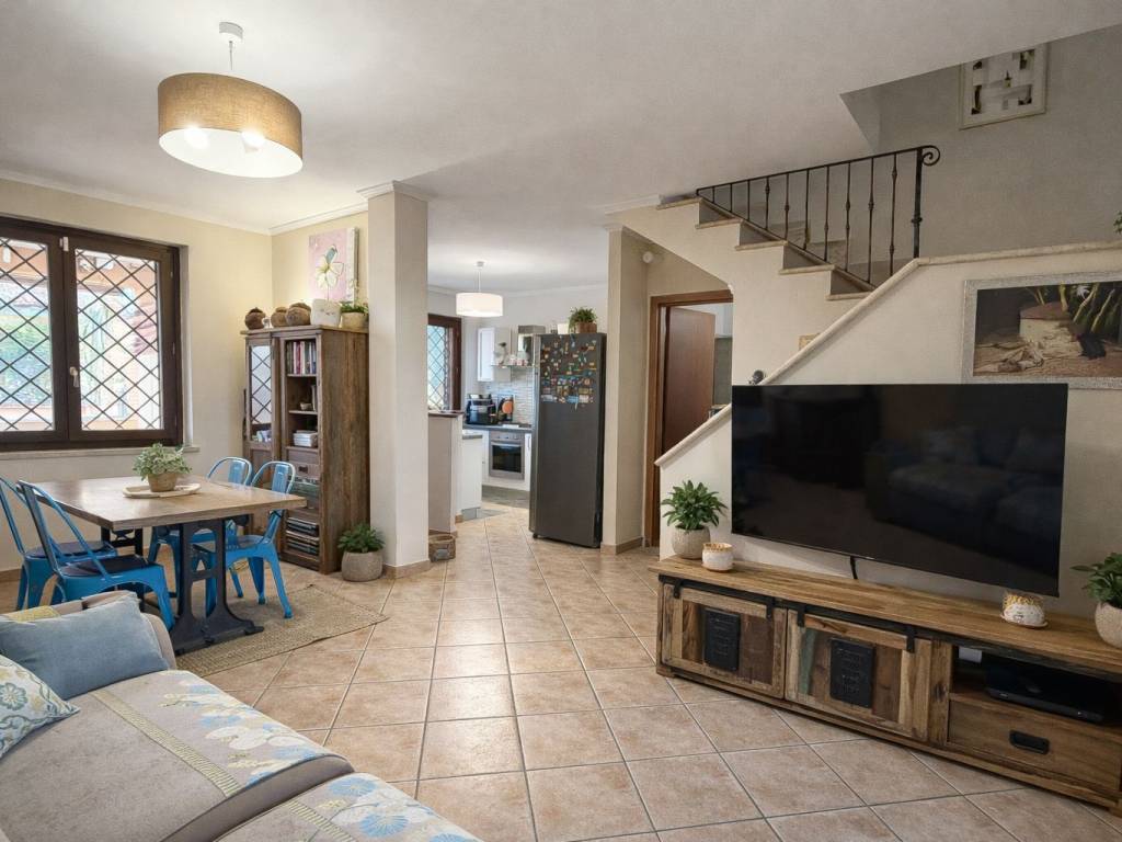 Villa a Ardea in Via Pompei - Foto 2