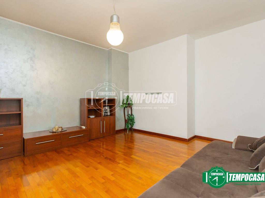 Appartamento a Busto arsizio in Via Emilio Parona 2 - Foto 5