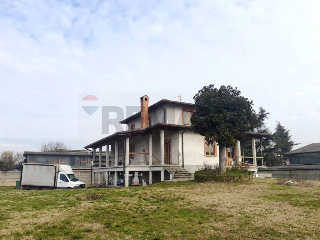 Villa a Madignano in Via Statale Paullese, 26 - Foto 2