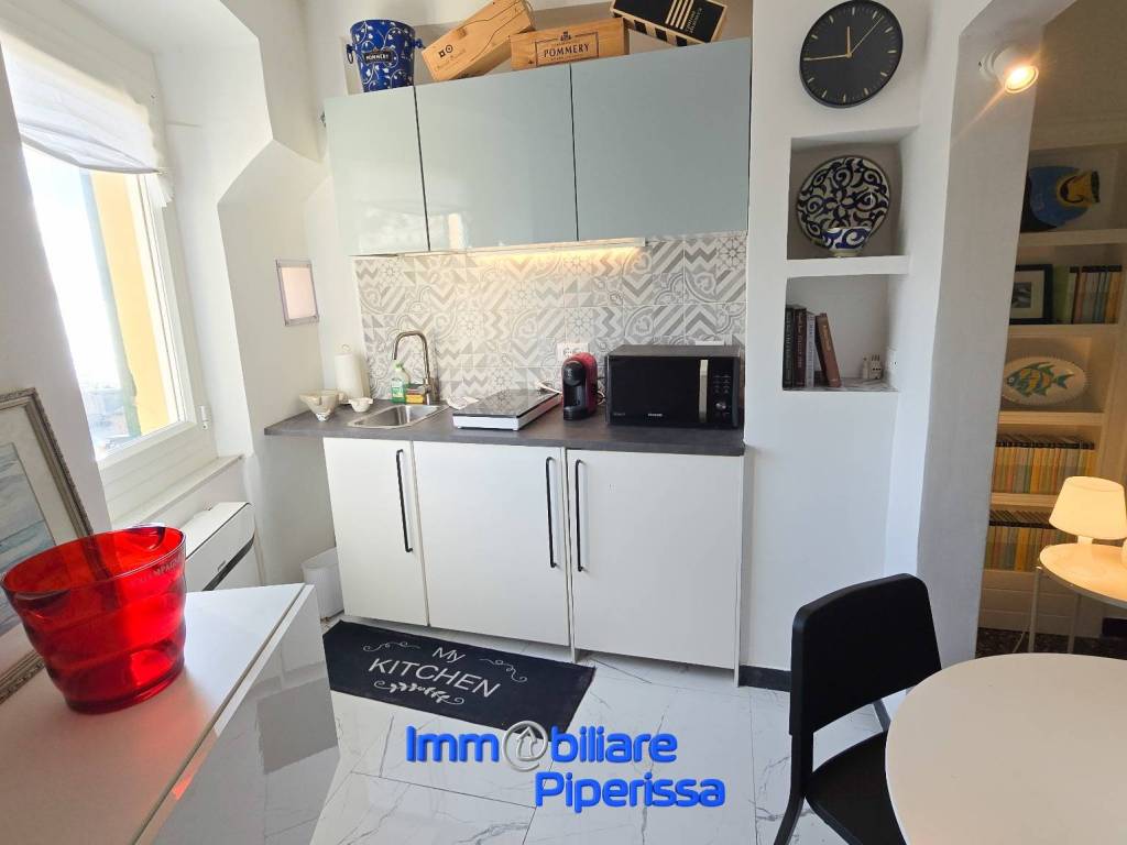 Appartamento a Genova in Via Guglielmo Oberdan, 41 - Foto 3