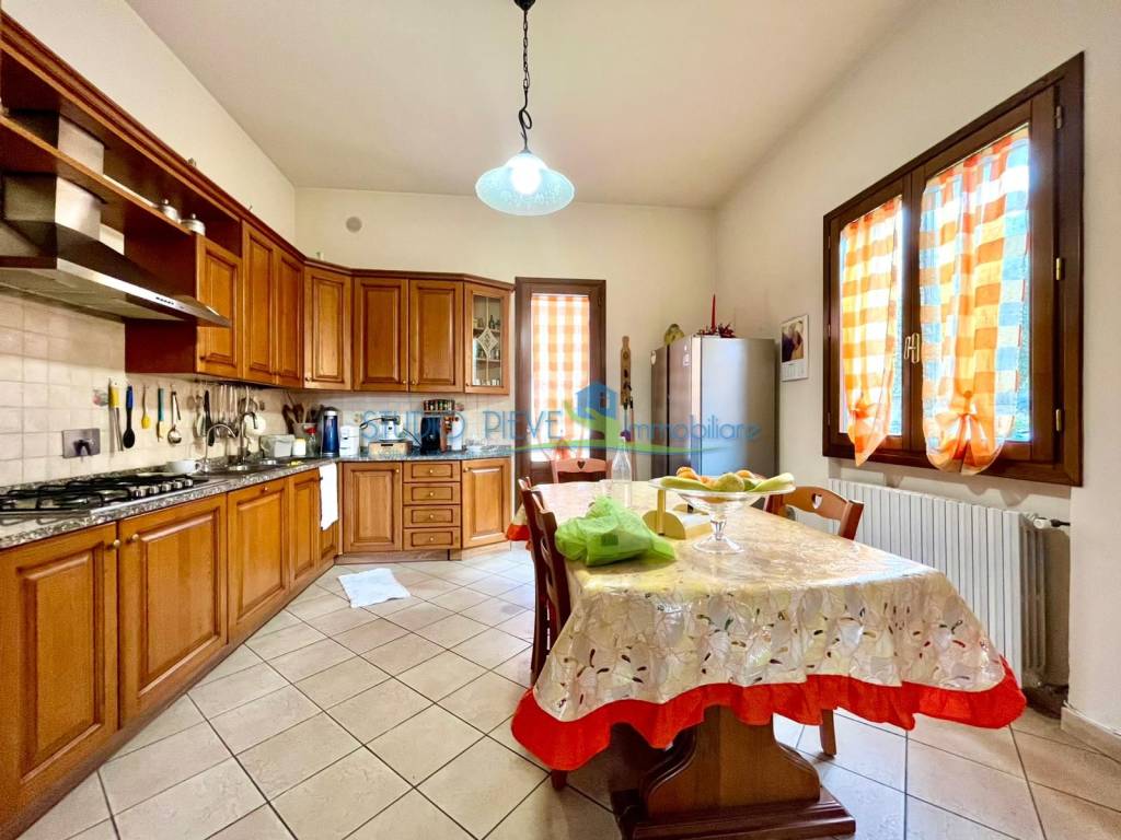 Villa a Monsummano terme in Via Alessandro Manzoni - Foto 5