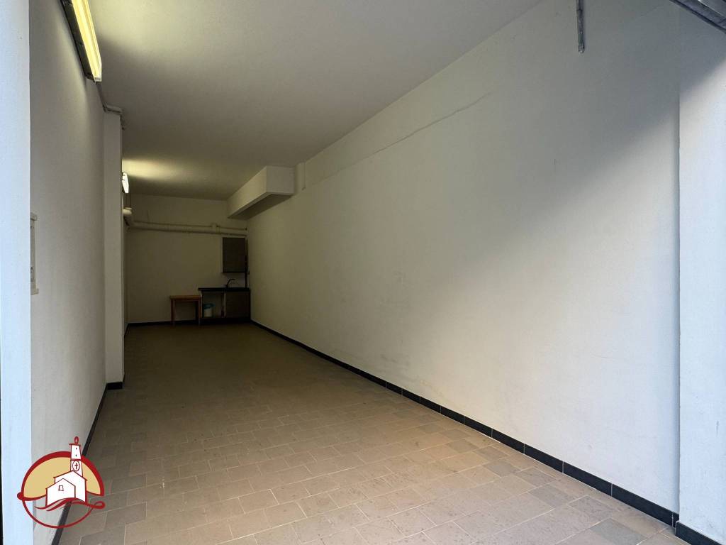 Box / garage a Genova in Via Giovanni Opisso, 142 - Foto 2