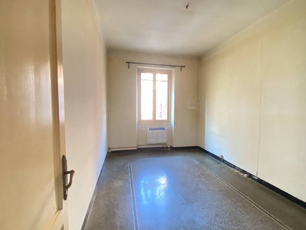 Appartamento a Genova in Via Luciano Zamperini, 13 - Foto 4