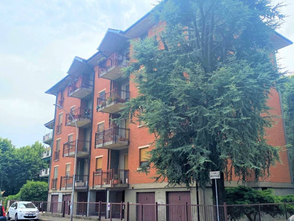 Appartamento a Pavia in Via Agostino Bertani, 1 - Foto 2