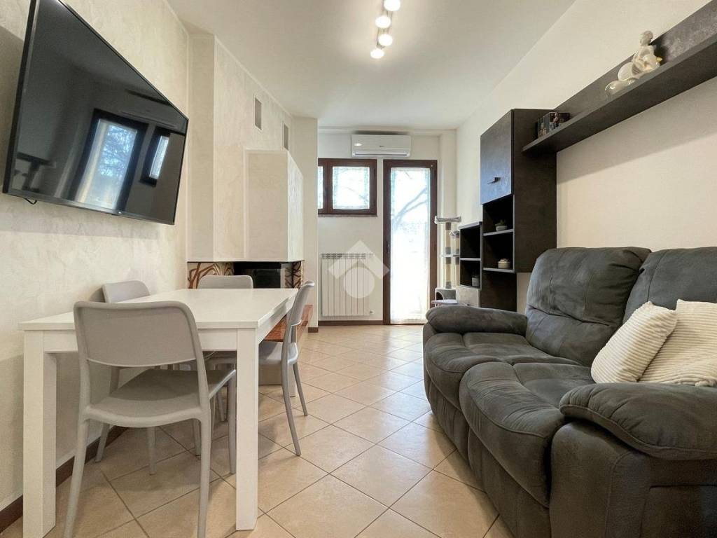 Appartamento a Muggiò in Via Enrico Toti, 4 - Foto 2