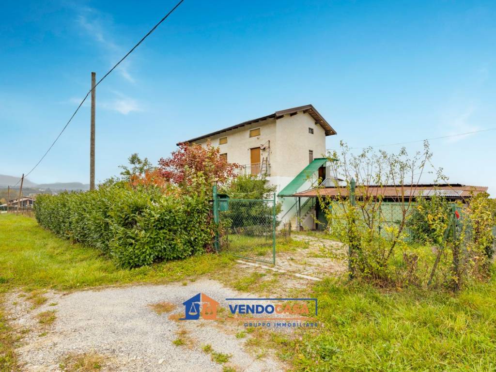 Villa a Peveragno in Via Chiusa di Pesio, 9 - Foto 2