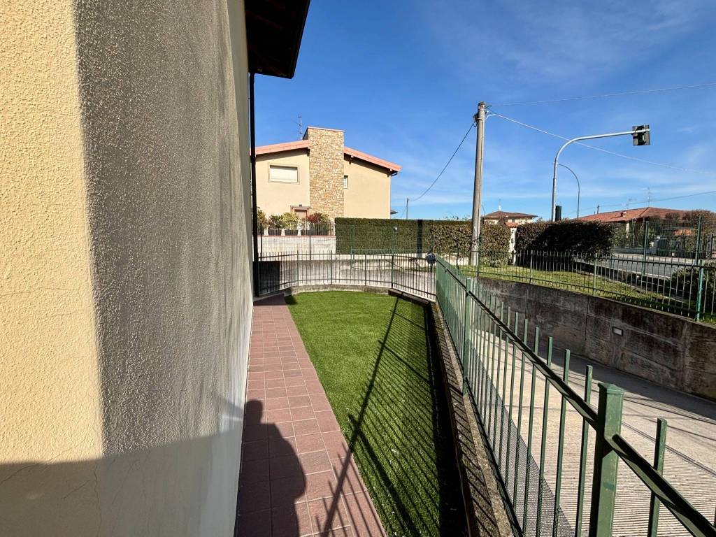 Appartamento a Rovato in Via San Giuseppe - Foto 5
