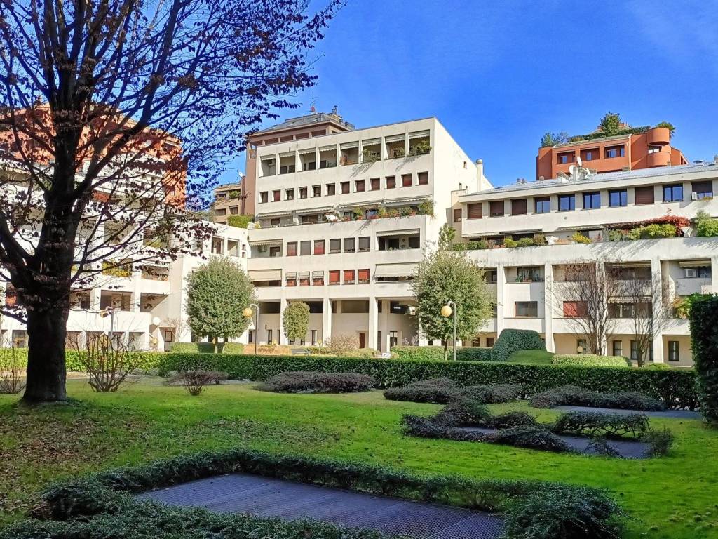Appartamento a Monza in Via Angelo Ramazzotti, 24 - Foto 2