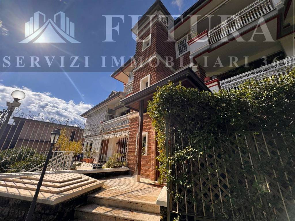 Appartamento a Avellino in RAMPA SANTA MARIA DELLE GRAZIE, 10 - Foto 2