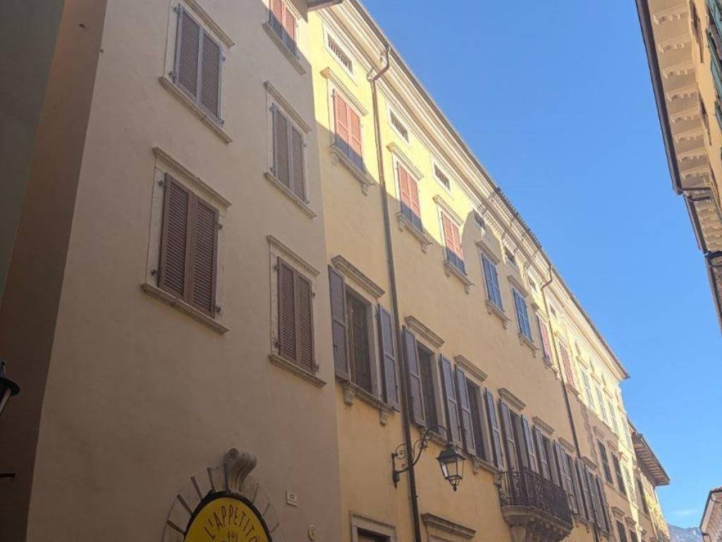 Appartamento a Riva del garda in Via Andrea Maffei, 22 - Foto 3