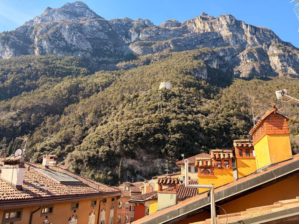 Appartamento a Riva del garda in Via Andrea Maffei, 22 - Foto 4