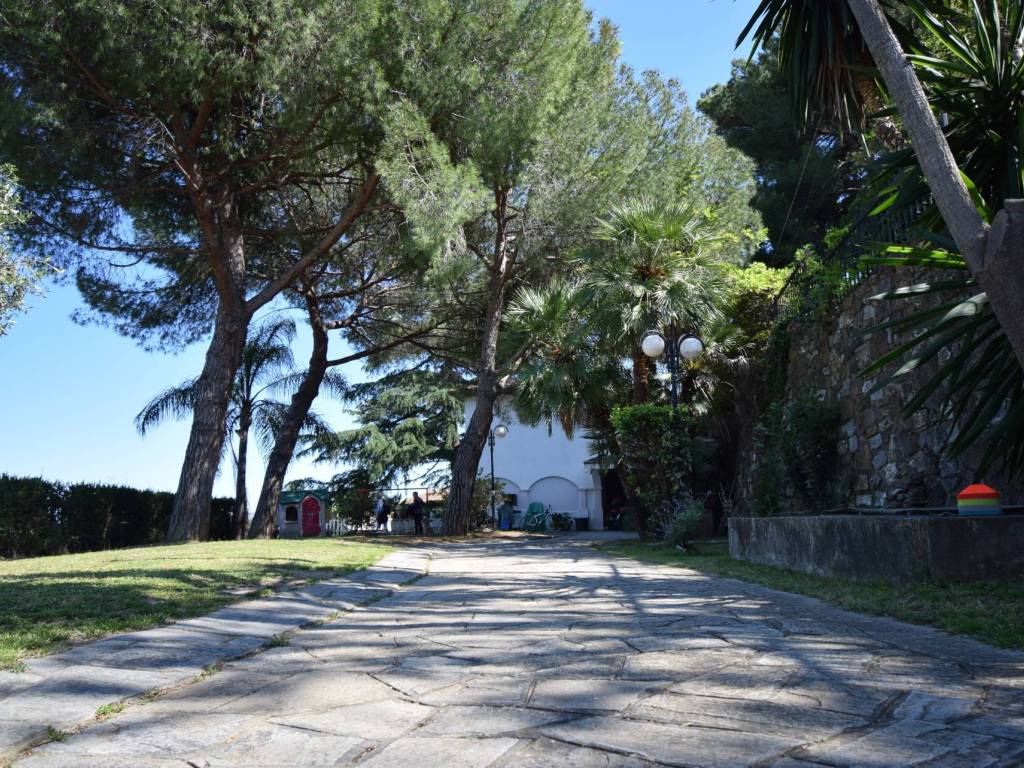 Villa a Diano marina in Via Olanda, 13 - Foto 3