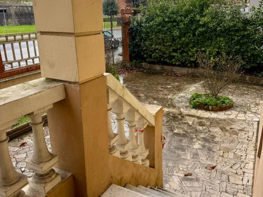 Immobile a Lucca in Viale Lazzaro Papi - Foto 4