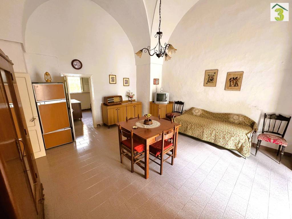 Casa indipendente a Tricase in Via Ugo Foscolo - Foto 5