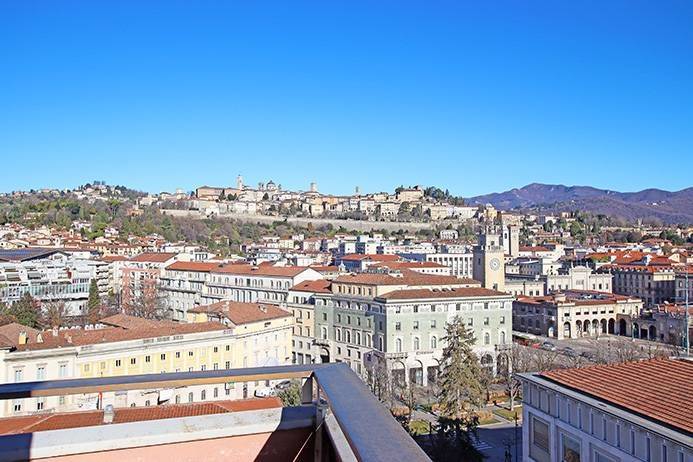 Attico / mansarda a Bergamo in via Tiraboschi - Foto 4