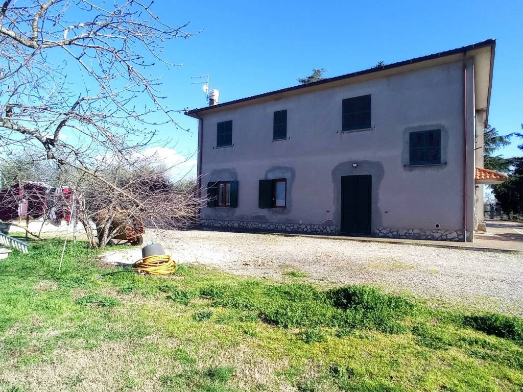 Appartamento a Castiglione in teverina in Strada Provinciale Lubrianese - Foto 5