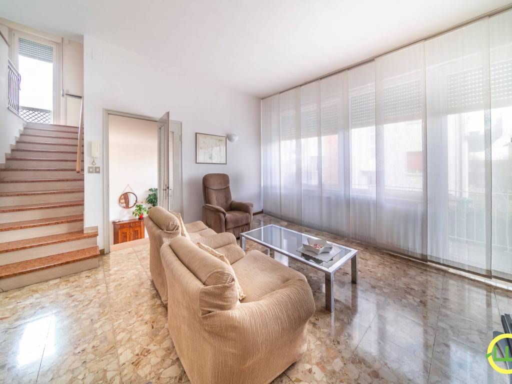 Villa a Dignano in Via della Chiesa - Foto 3