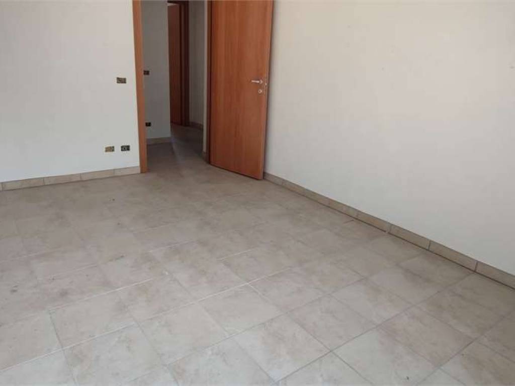 Palazzo / stabile a Falconara marittima - Foto 3