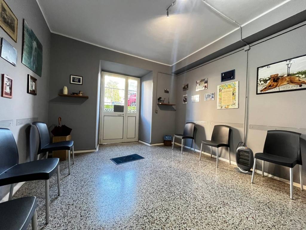 Appartamento a Pomezia in Via Giovanni Farina - Foto 2