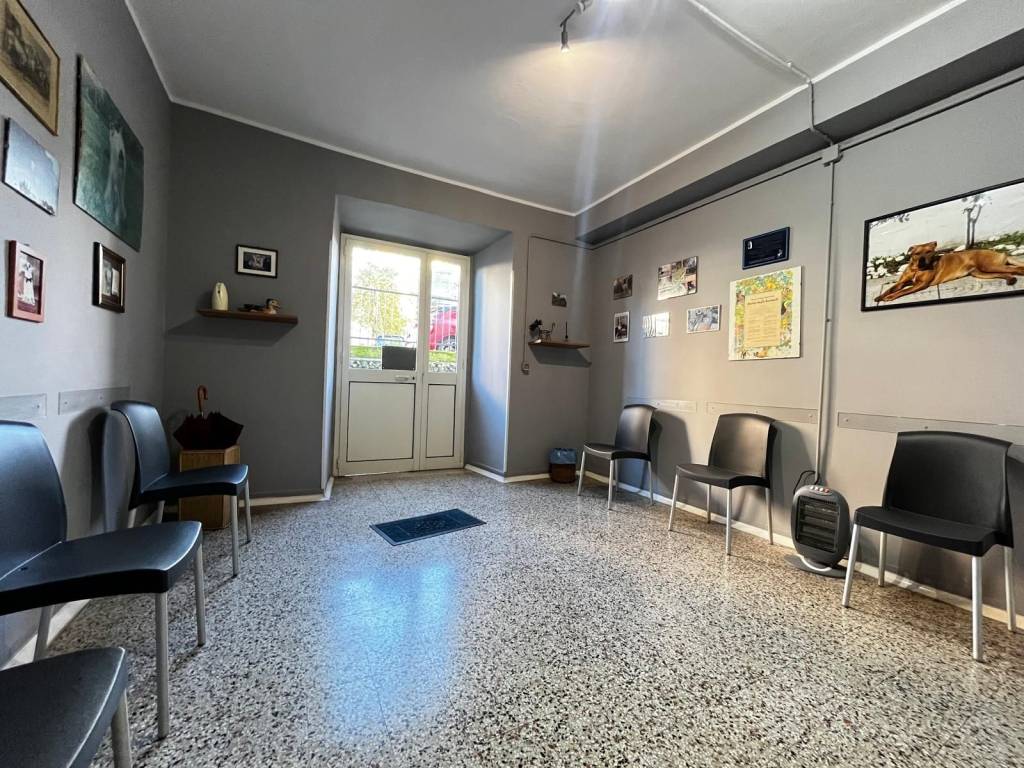 Appartamento a Pomezia in Via Giovanni Farina - Foto 4