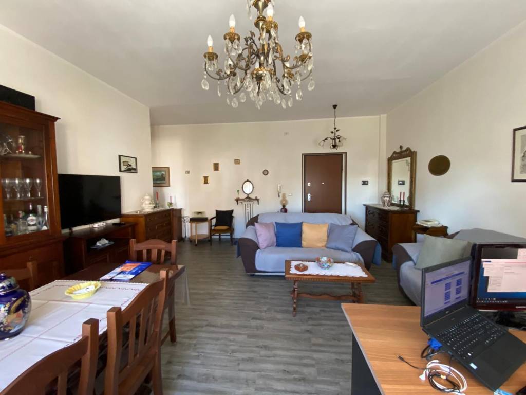 Appartamento a Asti in Via Beppe Fenoglio, 30 - Foto 2