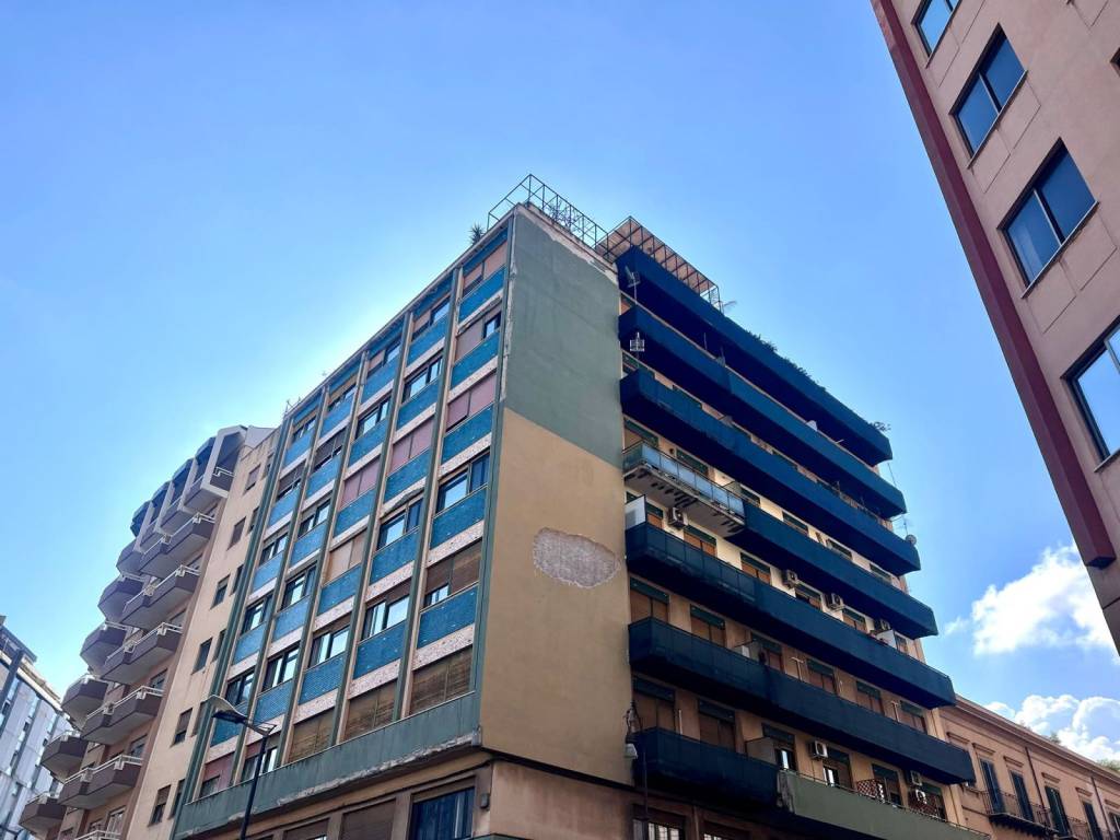 Appartamento a Palermo in Piazza Don Luigi Sturzo, 4 - Foto 2