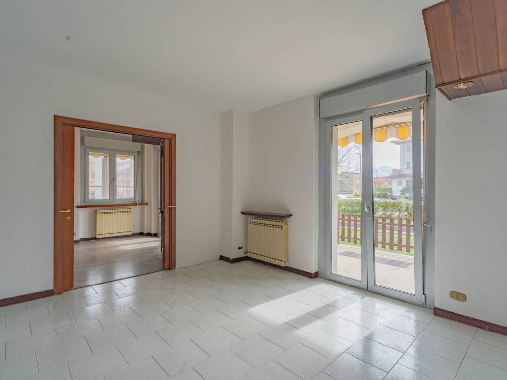 Appartamento a Caraglio in Via Bisalta, 10 - Foto 4