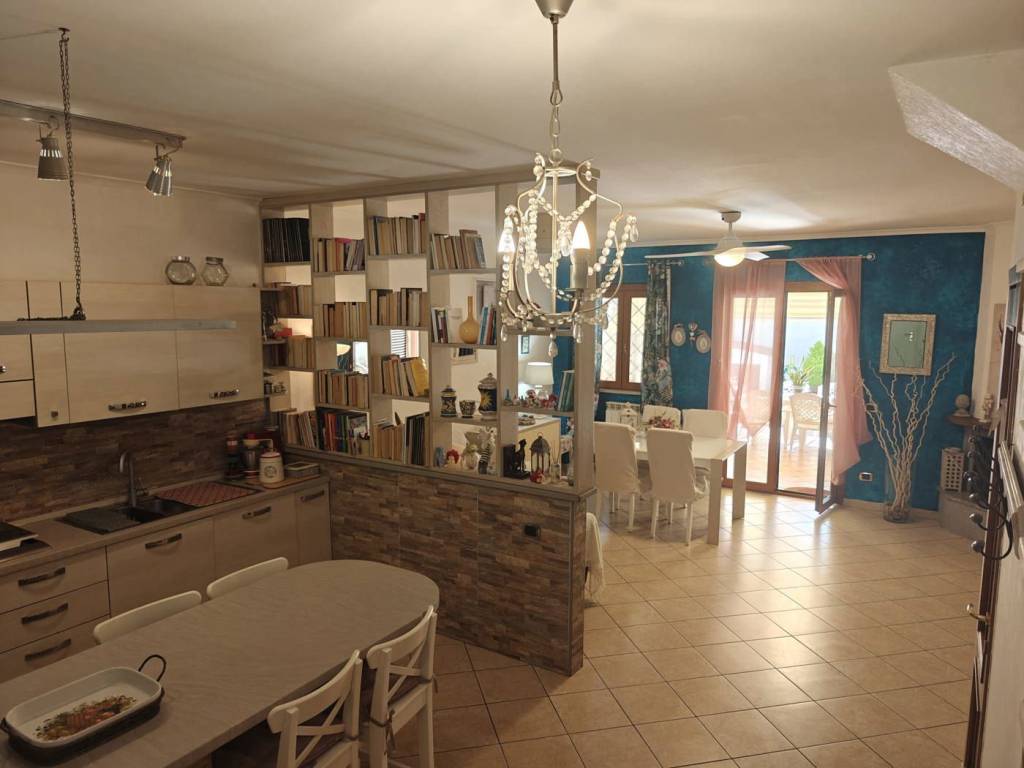 Villetta a schiera a Fiumicino in Viale di Focene - Foto 2