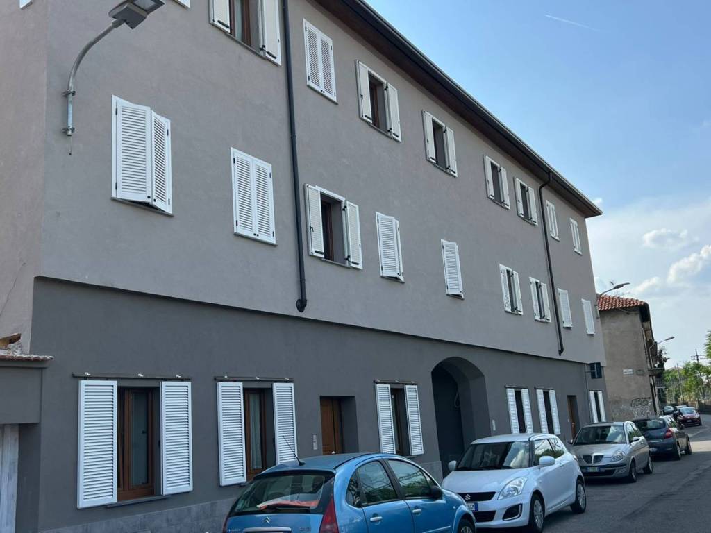 Appartamento a Legnano in via Volturno, 39 - Foto 2