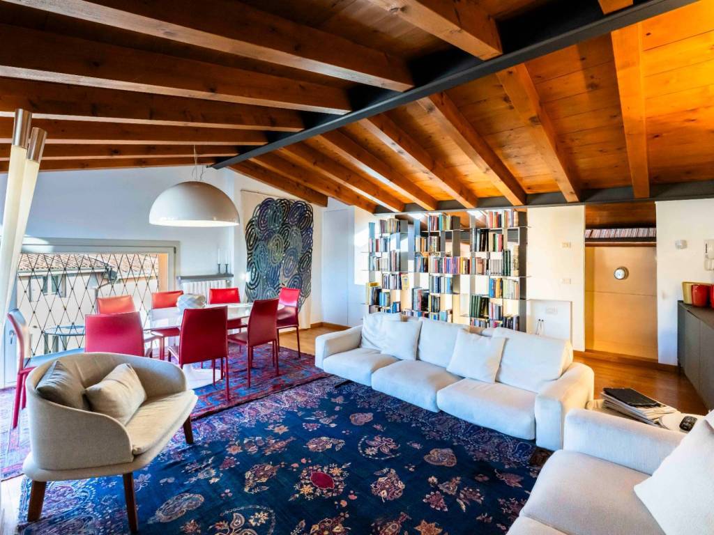 Attico / mansarda a Bergamo in via pignolo, 104 - Foto 3