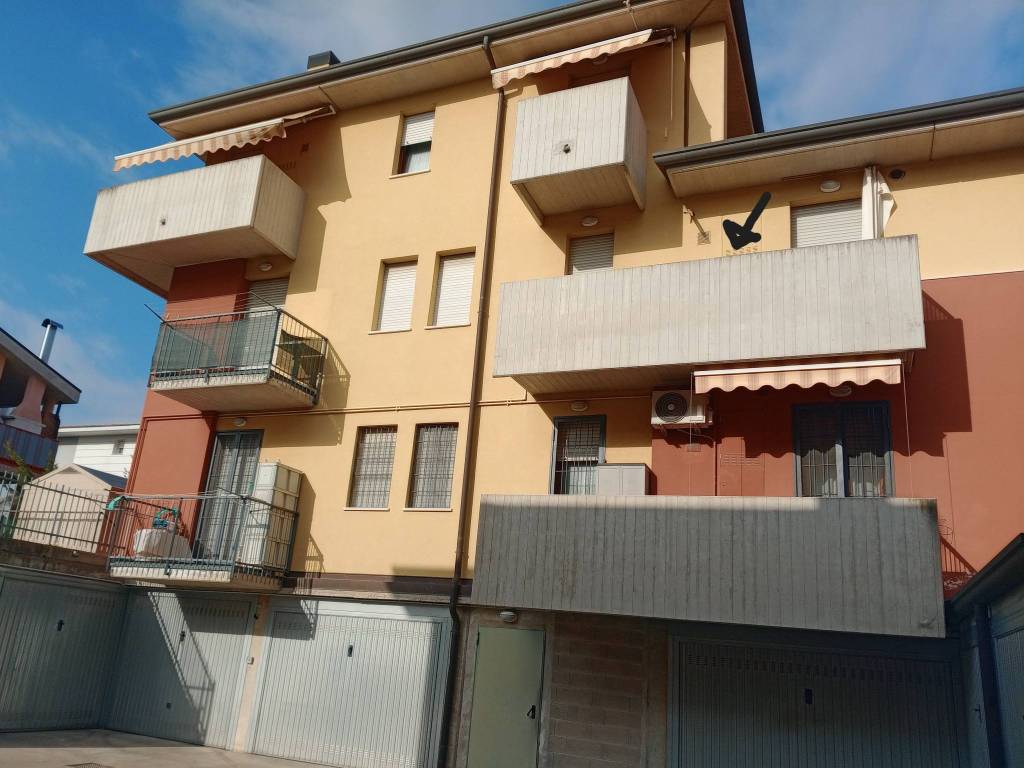 Appartamento a Belfiore in Via Alcide De Gasperi - Foto 3