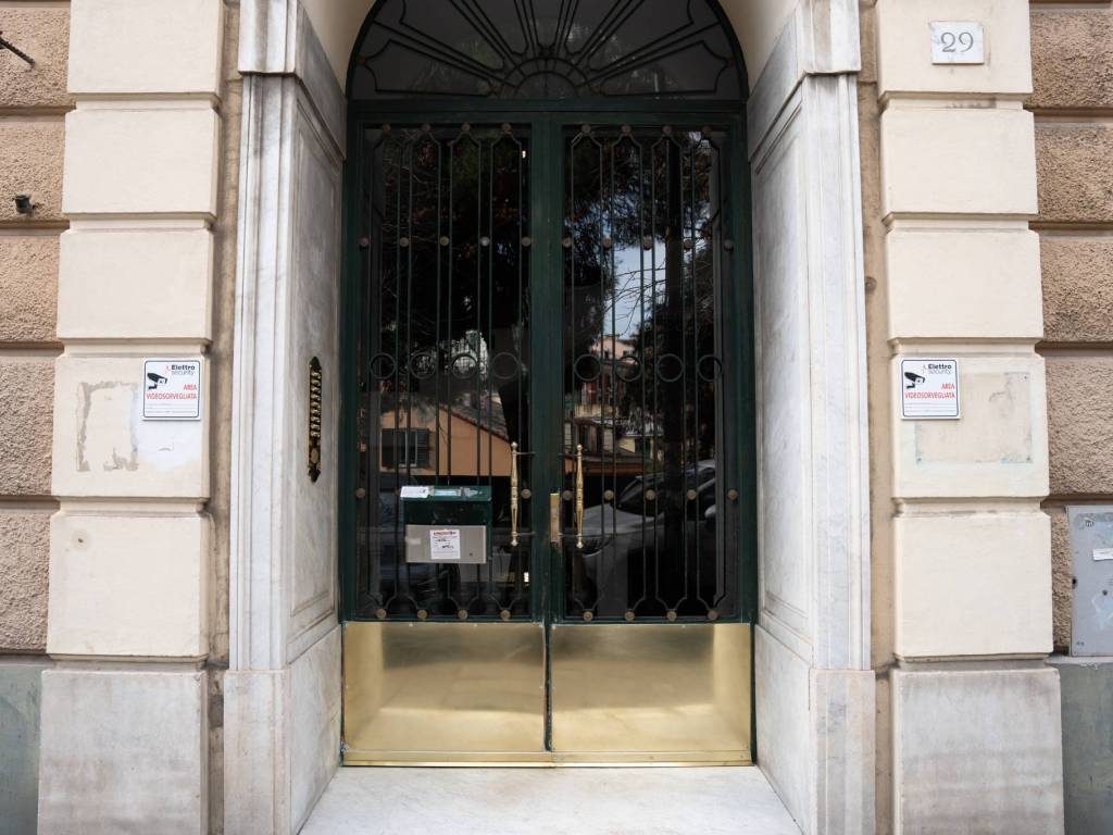 Appartamento a Genova in Corso Niccolò Paganini, 29 - Foto 2