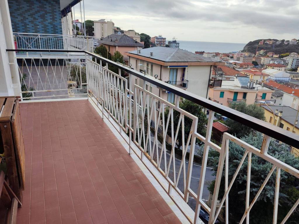 Appartamento a Celle ligure in Via Giovanni Lanza, 69 - Foto 4